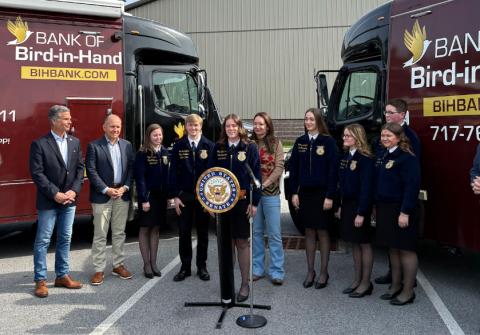 Secretary Rollins Visited a Mobile Bank and Participate in an Ag Lending Roundtable